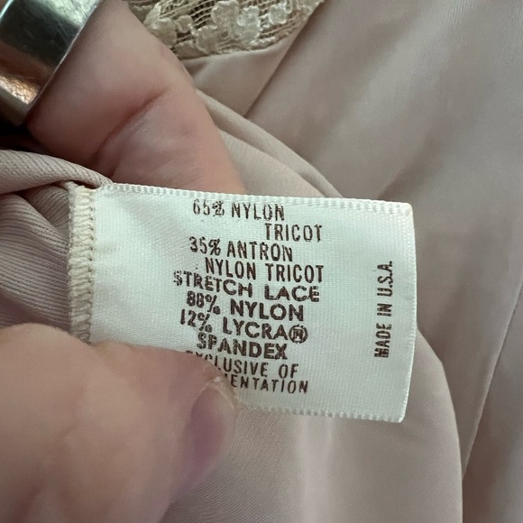 Vintage Hollywood Vassarette Ivory Lace Lingerie Slip – Size F 34, Nylon Tricot - Picture 8 of 11